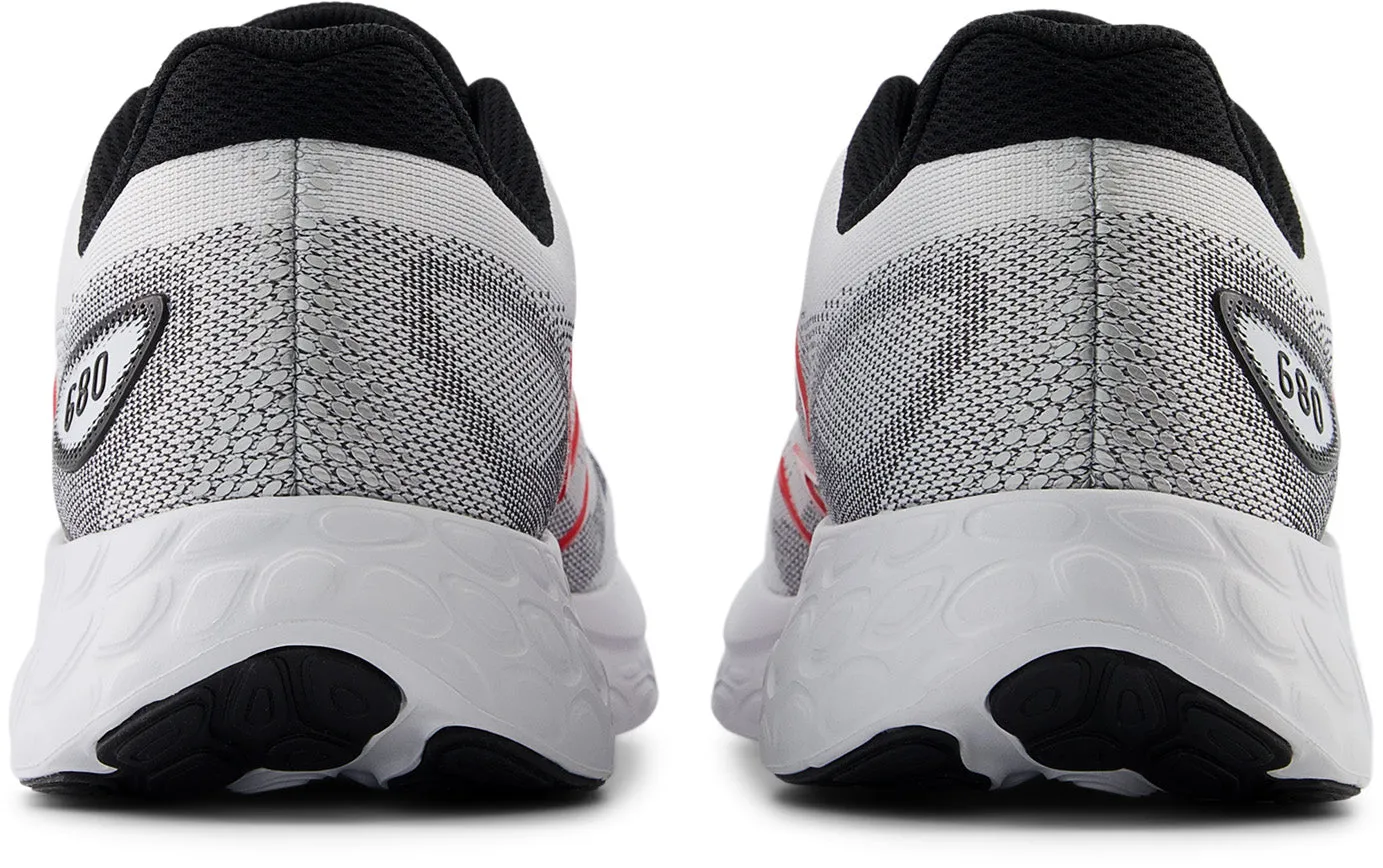 680 V8 Men's Running Shoes (Width D)