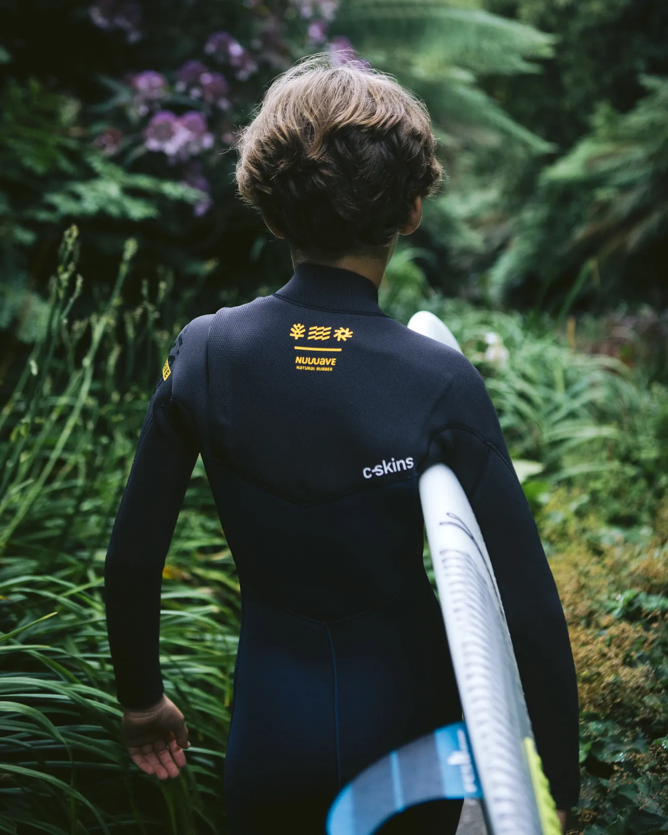 Boys NuWave Session 4/3mm Chest Zip Wetsuit in Bluestone, Meteor X & Saffron