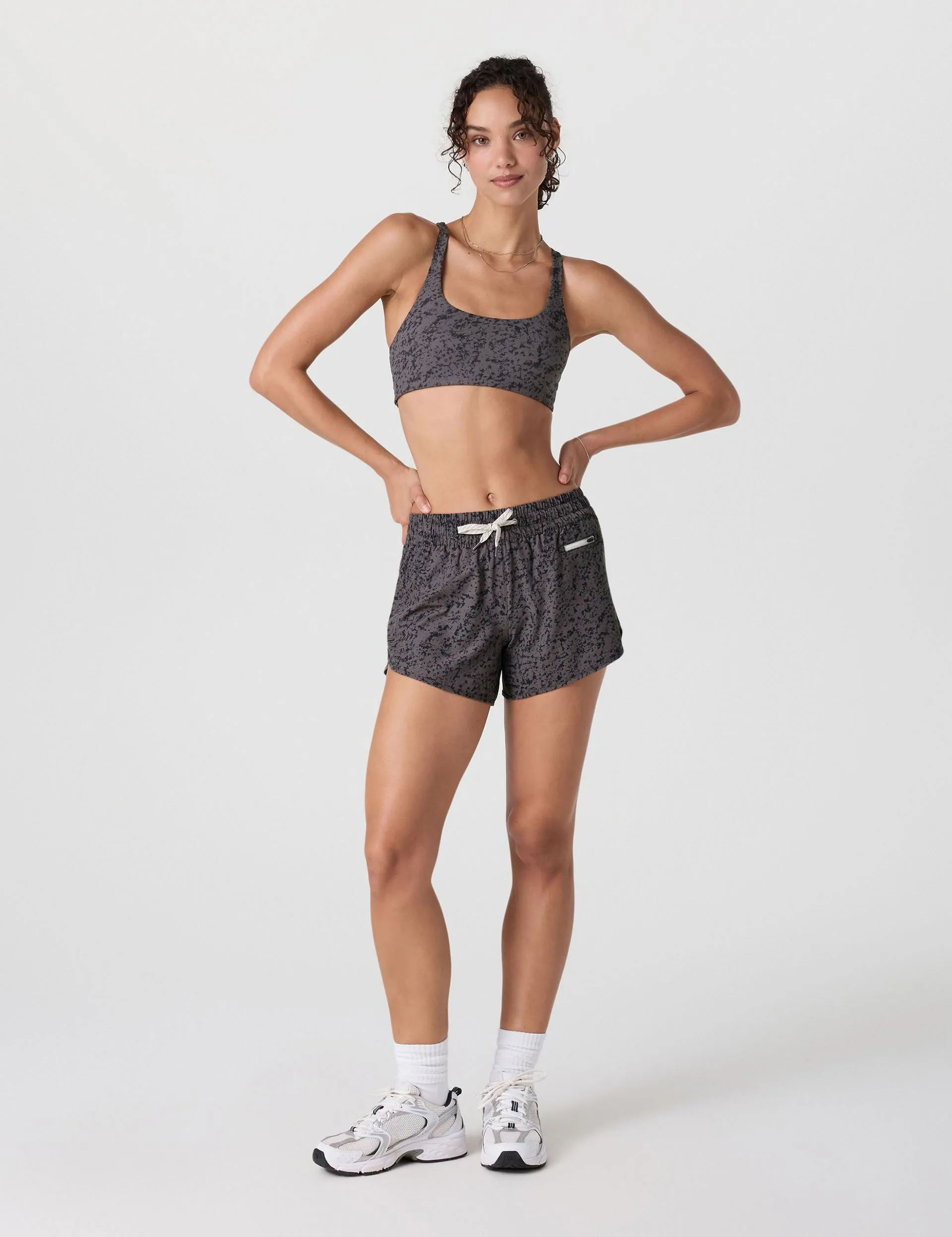 Clementine 4" Short 2.0 - Chia Stucco