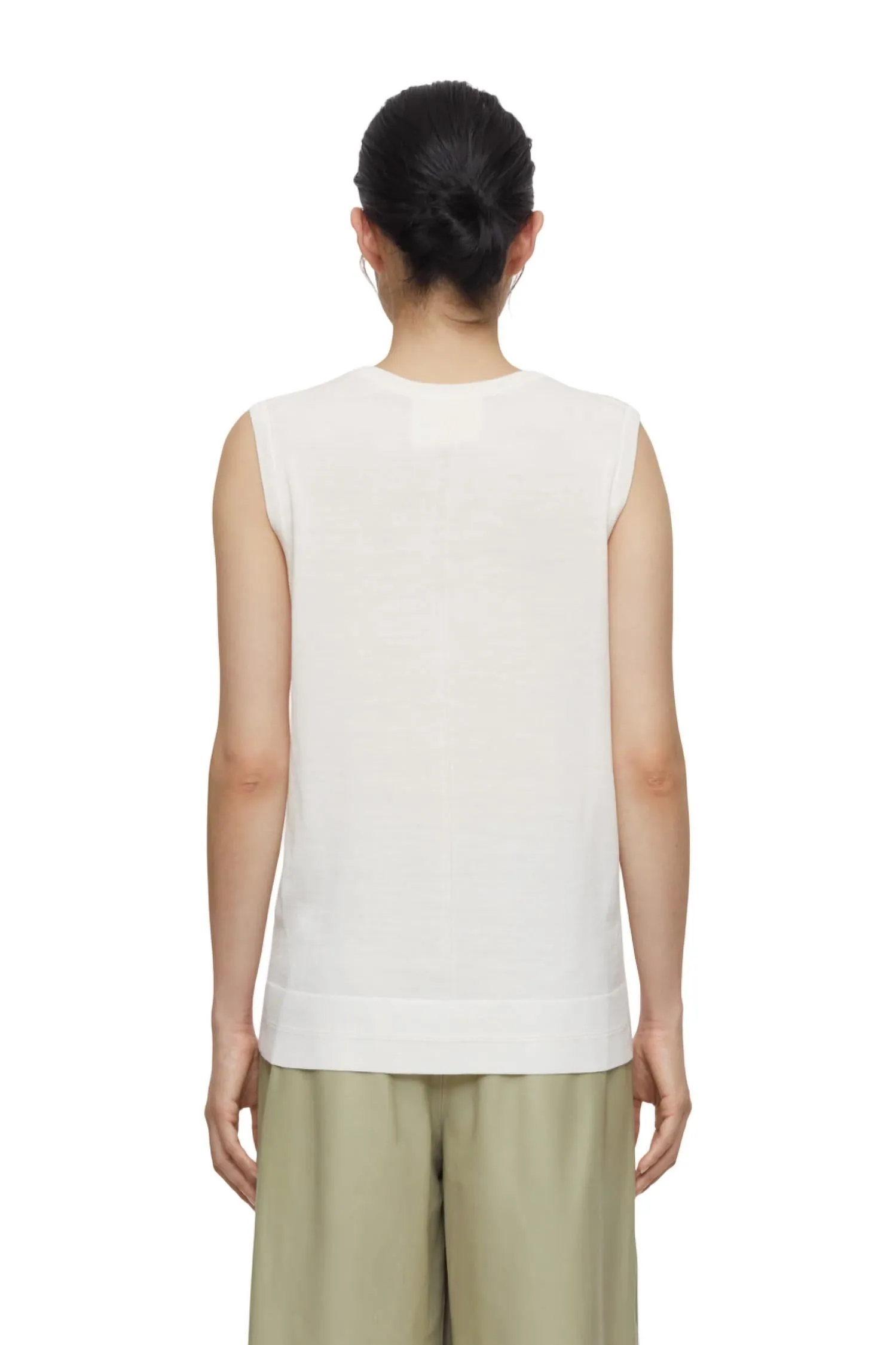 Crew Neck Sleeveless Tee In Ivory