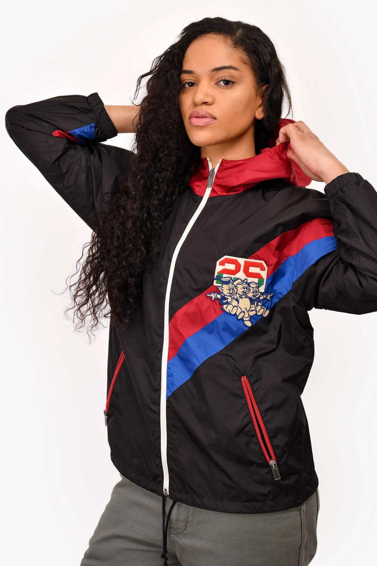 Gucci x Disney Black Nylon Three Little Pigs Embroidered Patch Windbreaker Jacket Size 44 Mens