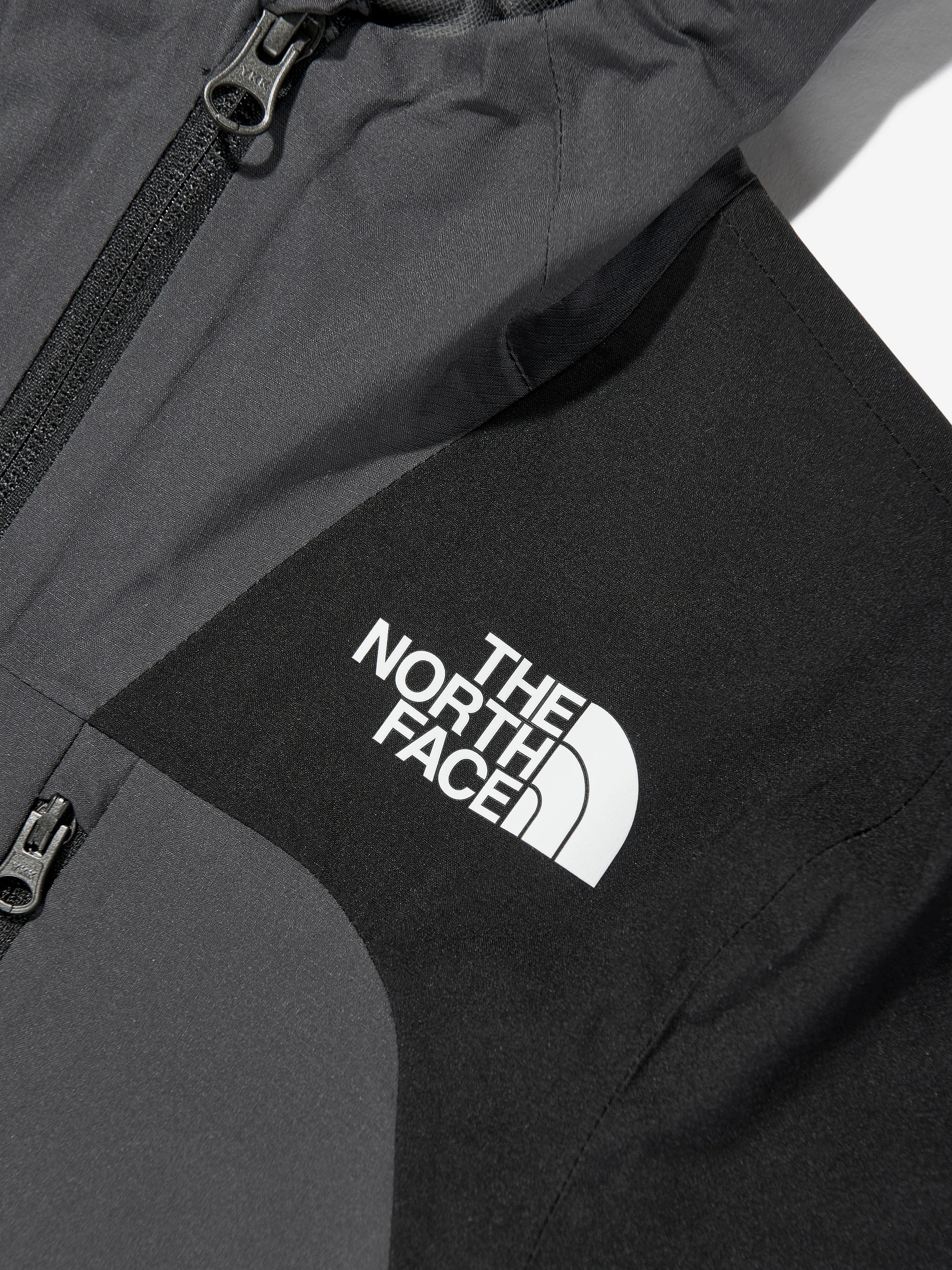 Kids Hike Packable  Jacket in Black