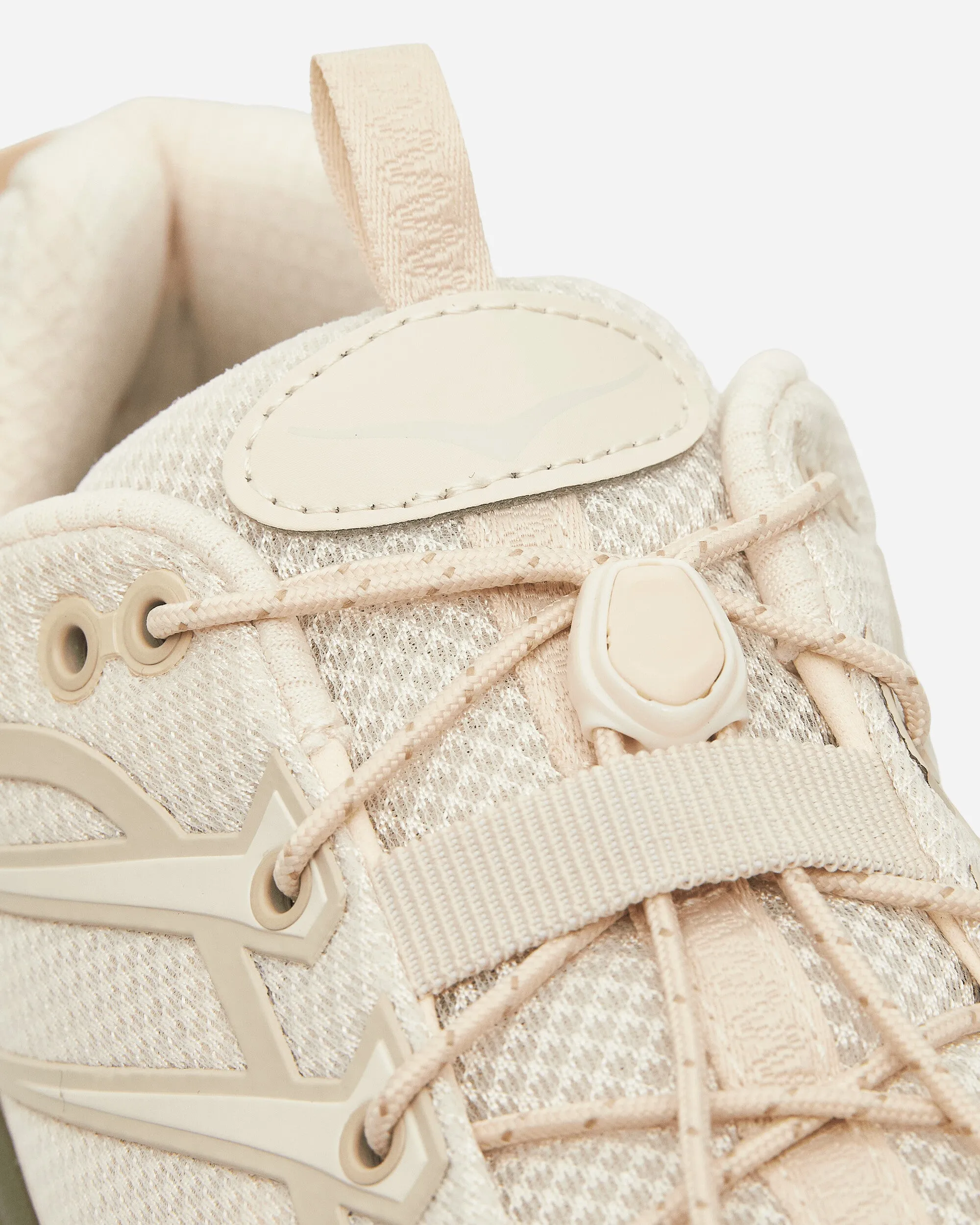 Mafate Three2 Sneakers Oat Milk / Eucalyptus
