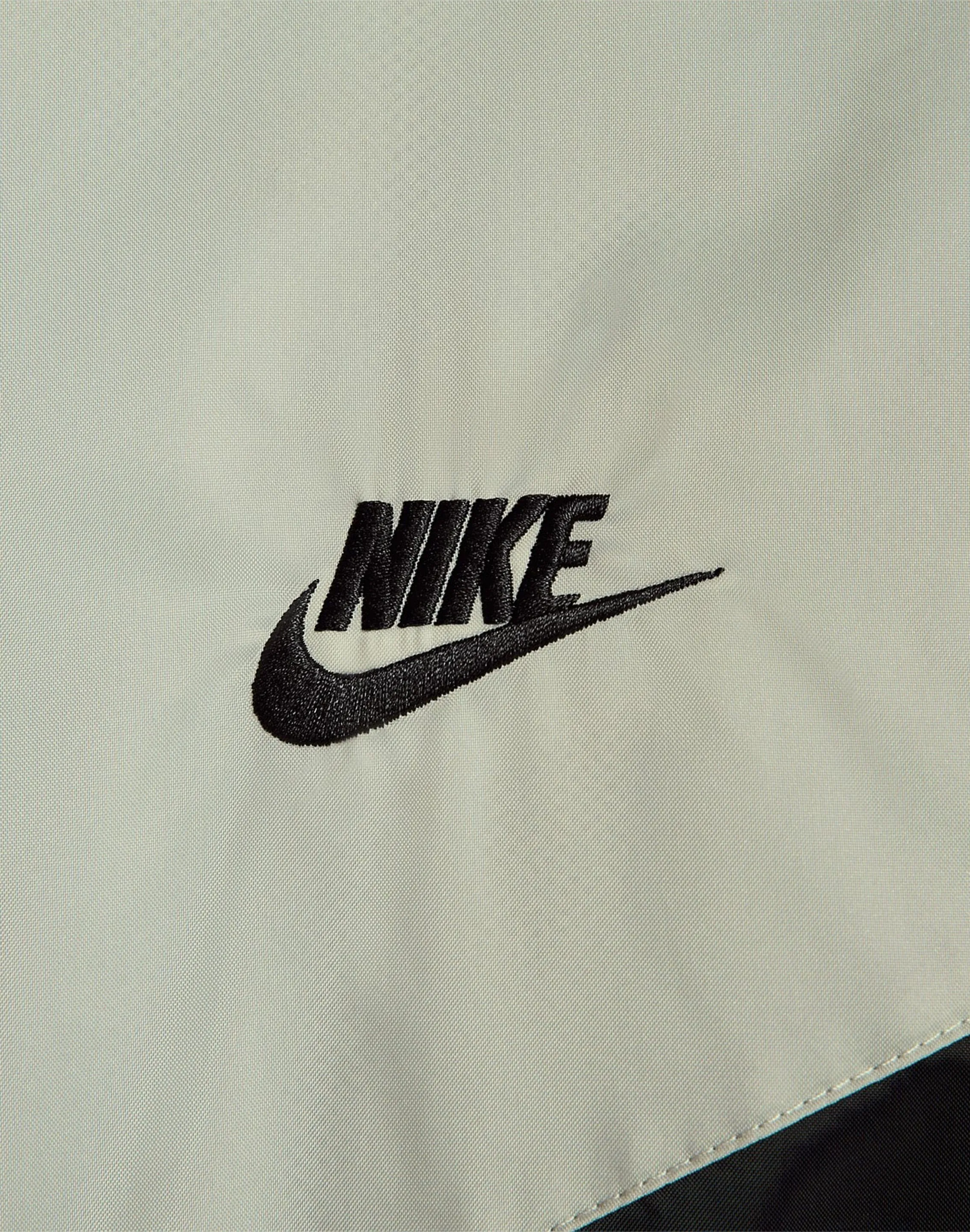 Nike Windrunner Hooded Jacket