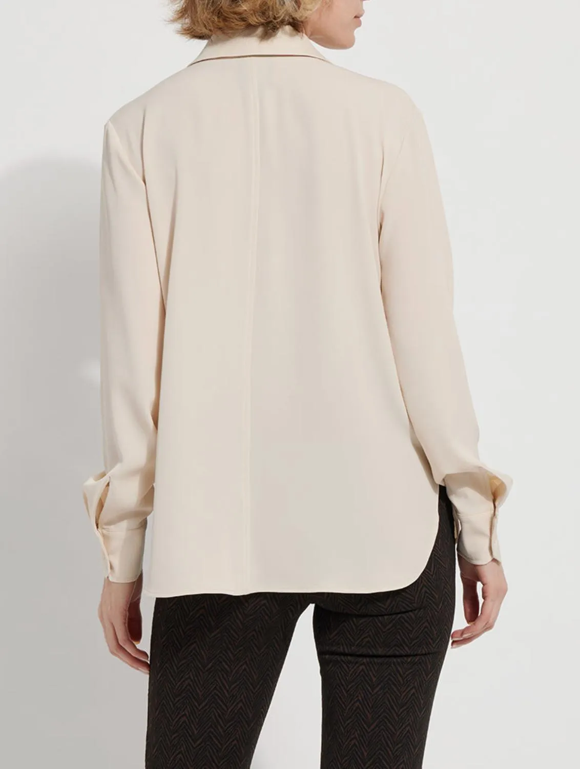 Parker Button Down Shirt In Light Almond