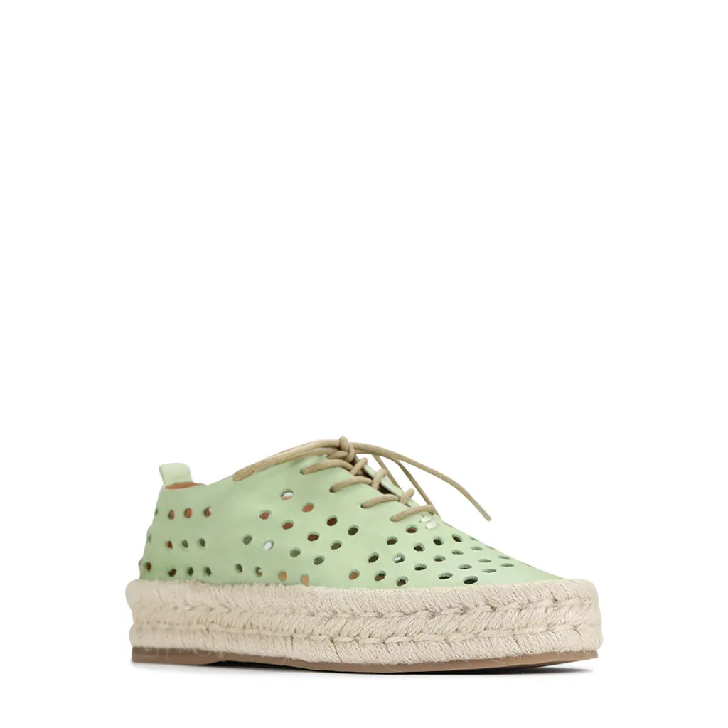 SEASHELL LEATHER ROPE SNEAKERS