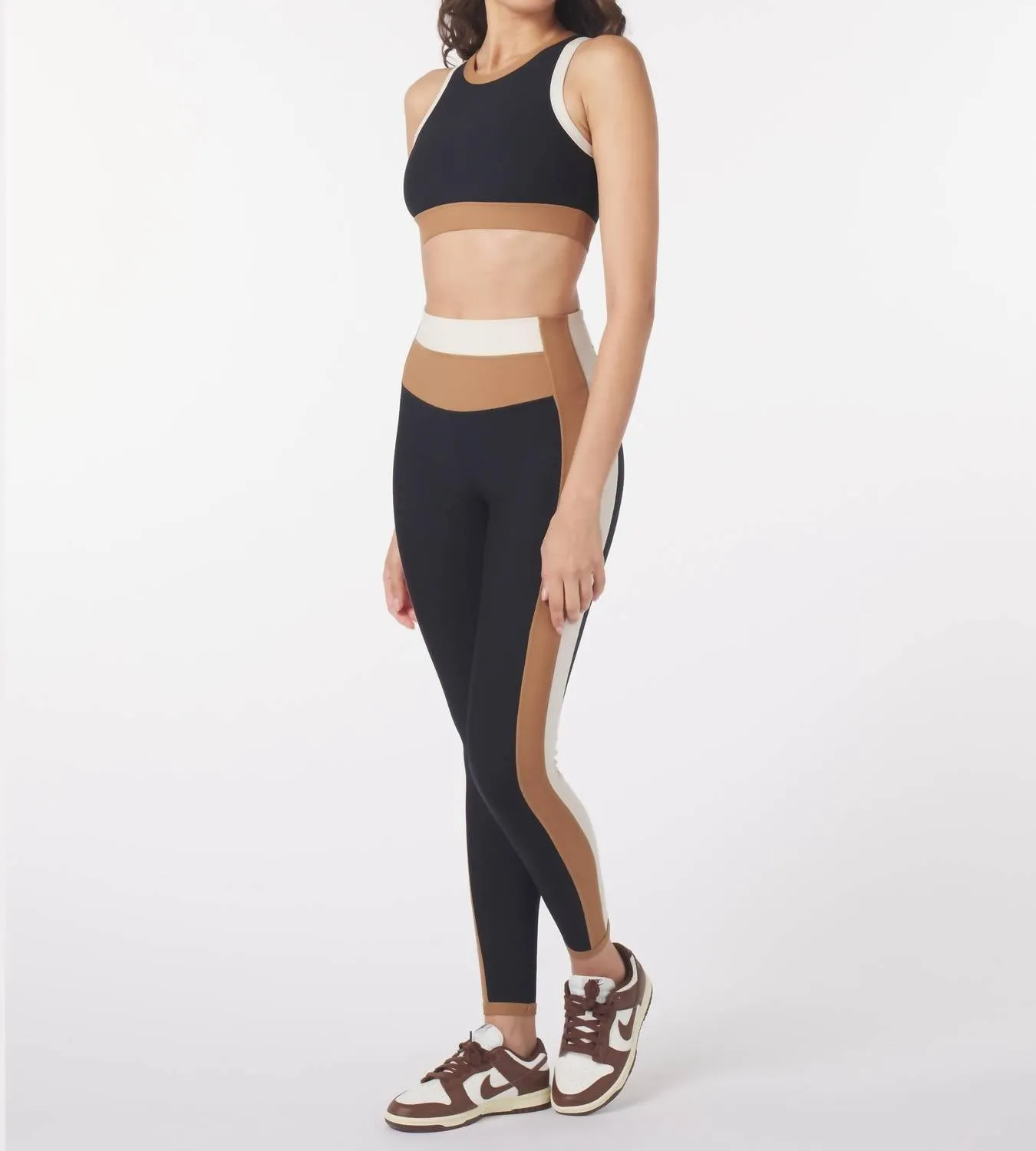 Socialite Contrast Bra In Black/oatmilk/almond